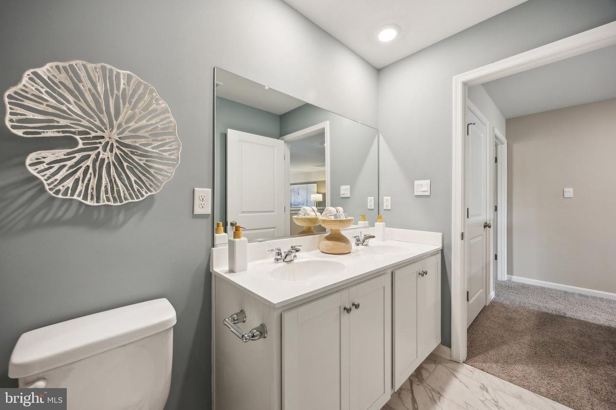 Bathroom, Dual Sink Vanities, Interior, Marble, Recessed Lighting