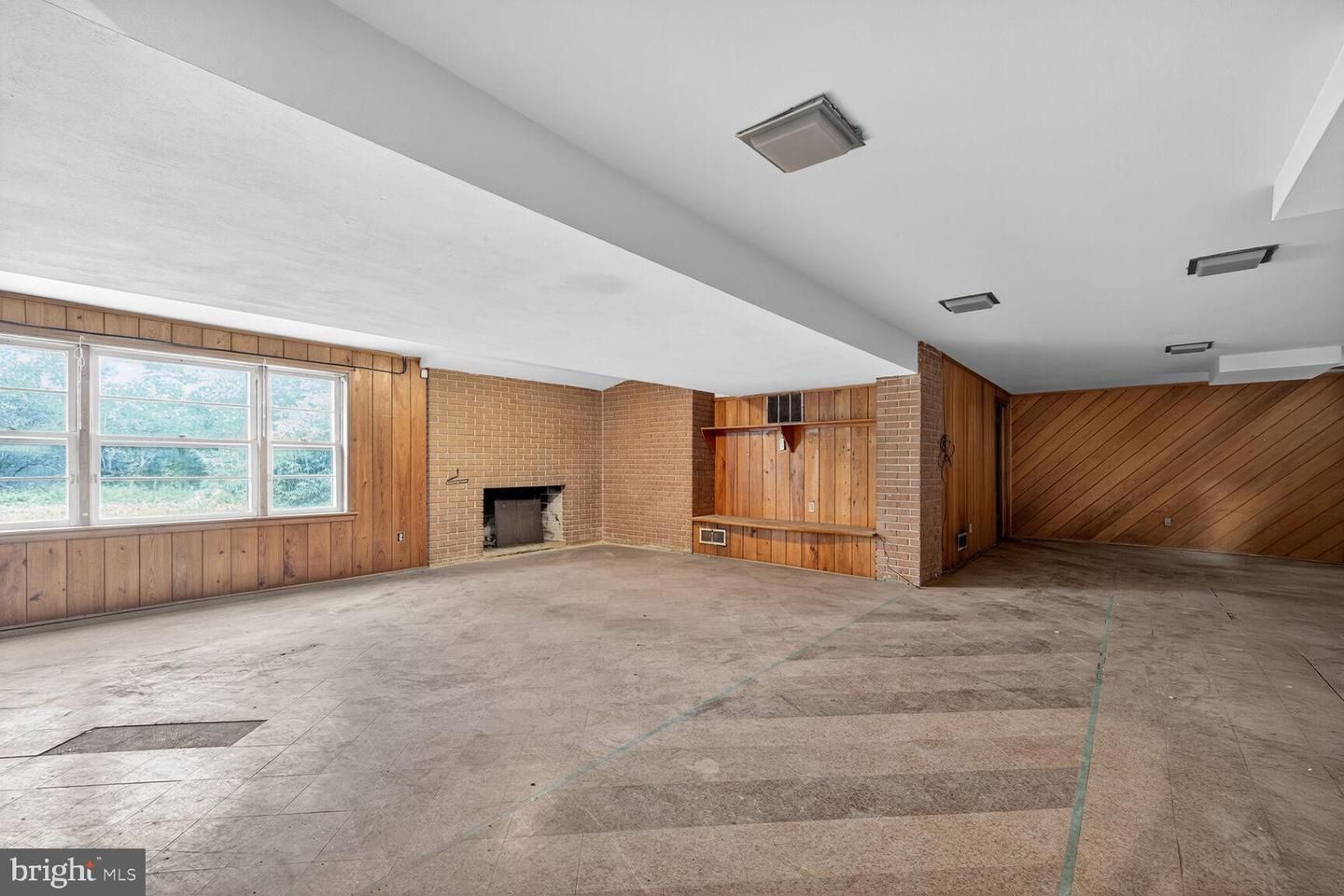 Empty room, Fireplace, Interior, Stone Walls, Wooden Walls