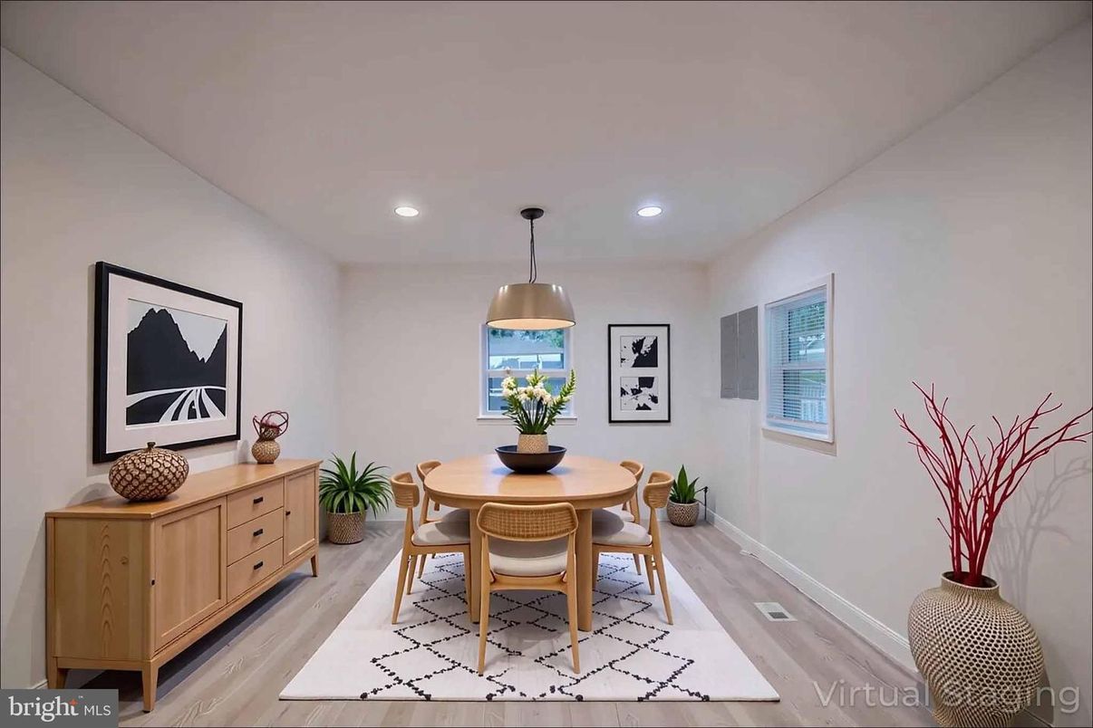 Dining room, Interior, Pendant Lights, Recessed Lighting, Wood Texture Flooring