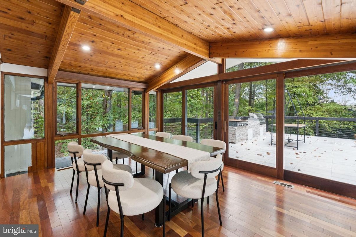 Dining room, Interior, Recessed Lighting, Sun Room, Wooden Beams, Wooden Ceilings, Wood Texture Flooring