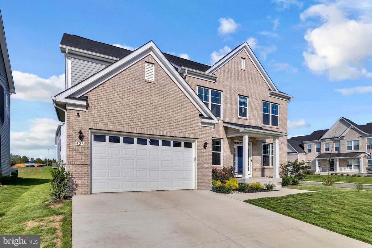 Attached, Exterior, Facade, Brick Facade, Brick Traditional