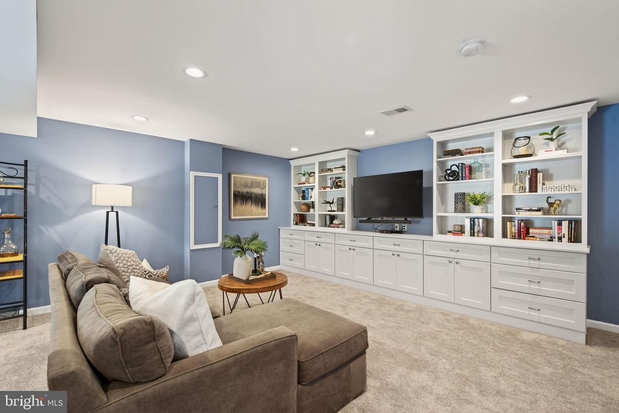 Interior, Living room, Recessed Lighting