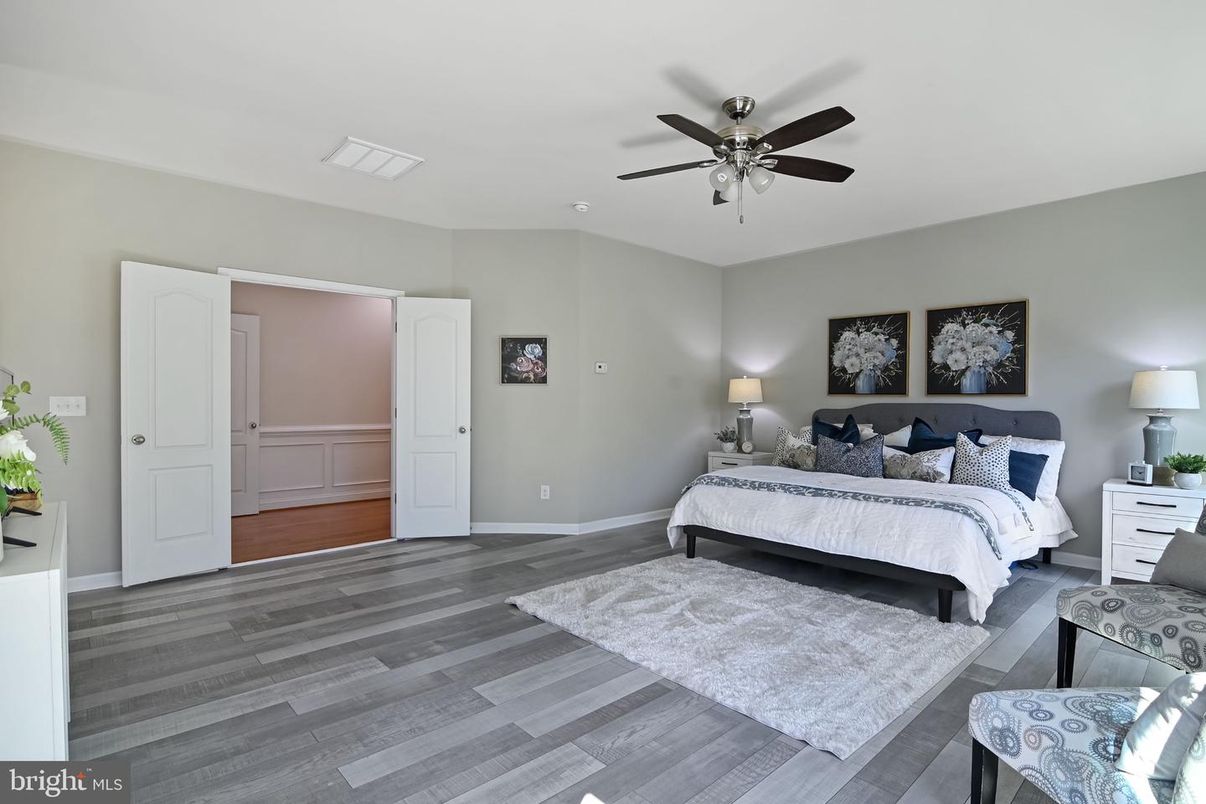 Bedroom, Interior, Wood Texture Flooring