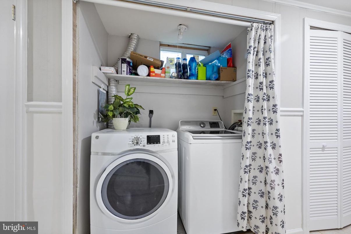 Interior, Utility Closets, Washer