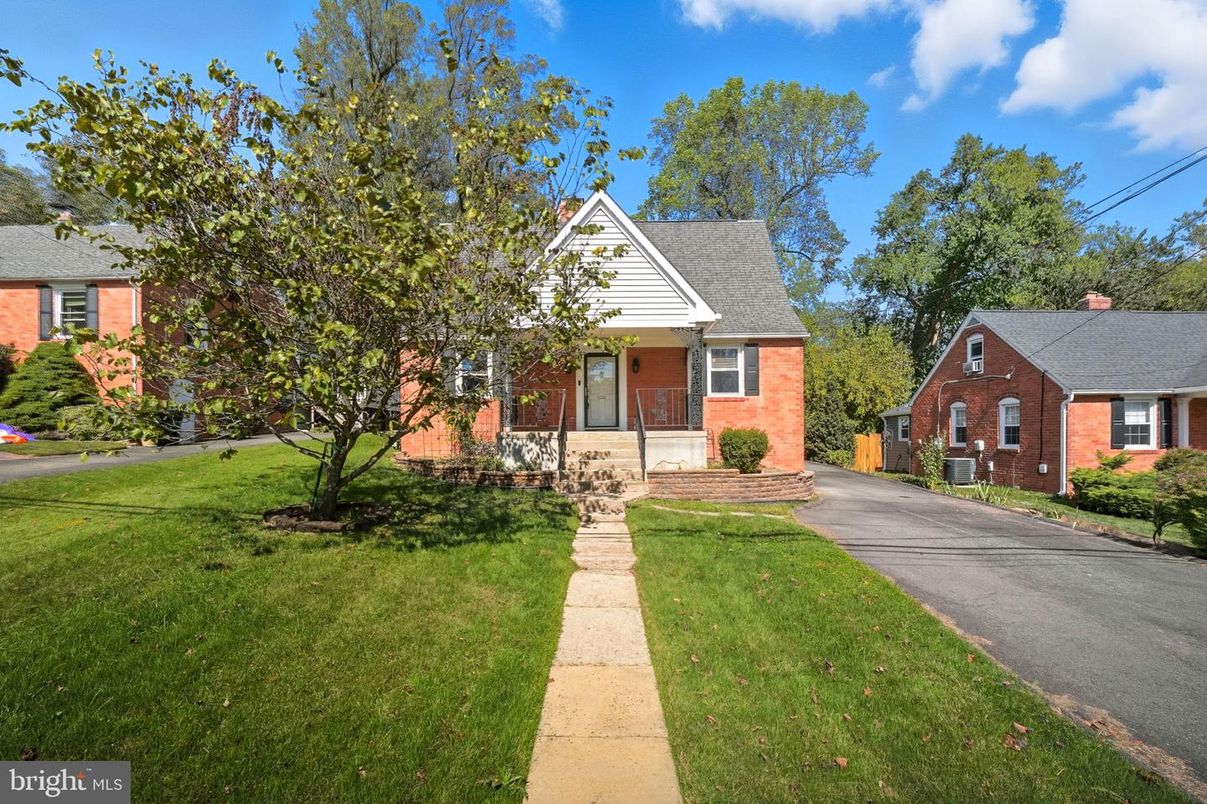 Exterior, Facade, Brick Facade, Tudor Revival