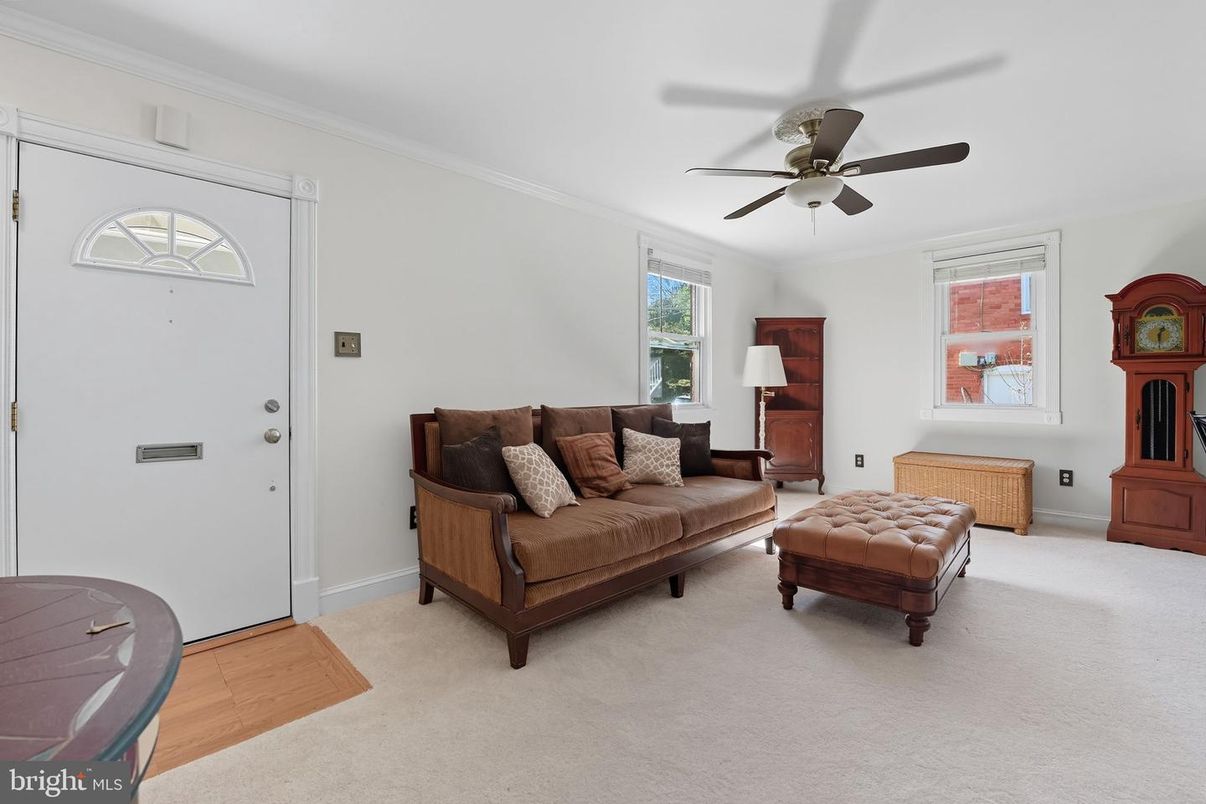 Interior, Living room