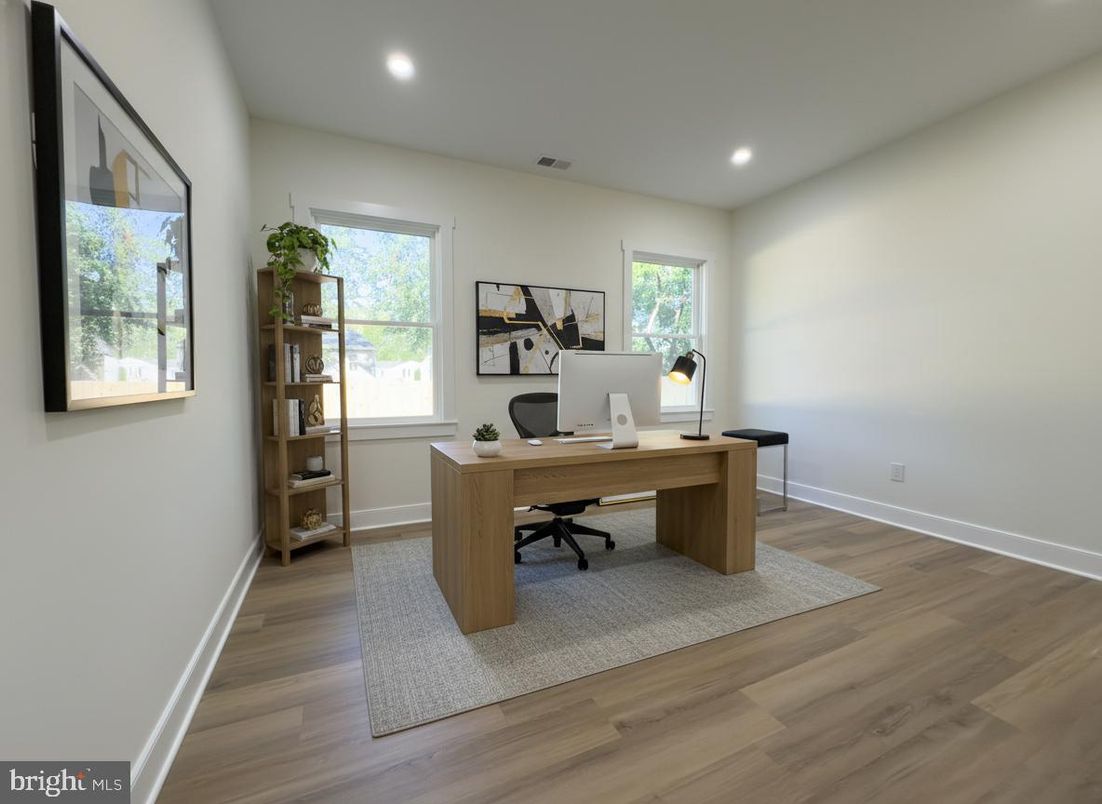 Home Office, Interior, Recessed Lighting, Wood Texture Flooring