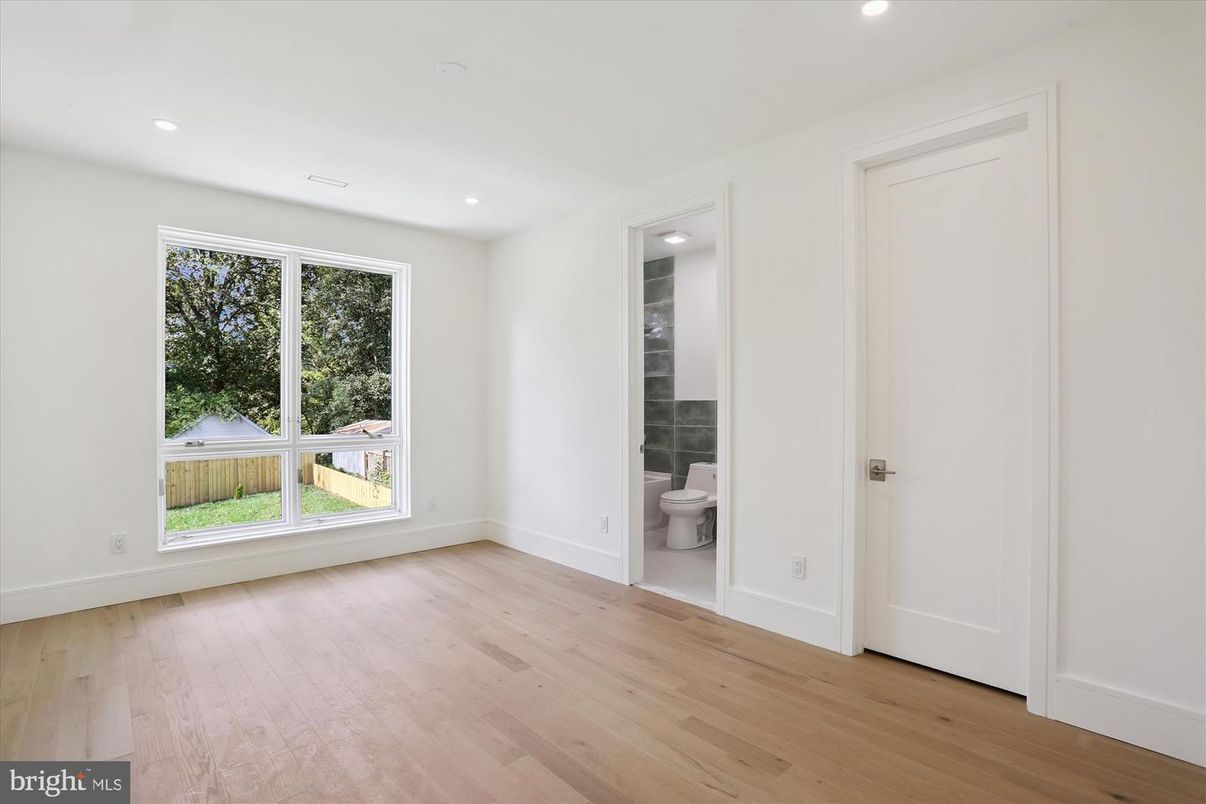 Bathroom, Empty room, Interior, Recessed Lighting, Wood Texture Flooring