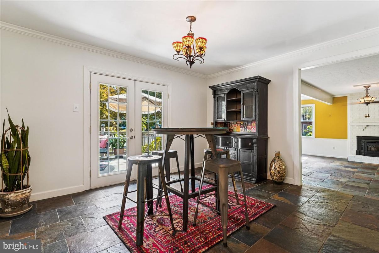 Chandelier, Dining room, Fireplace, Interior