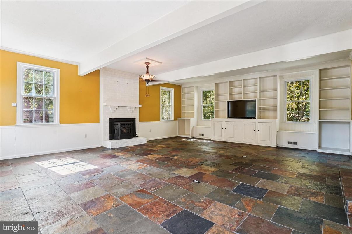 Chandelier, Empty room, Fireplace, Interior
