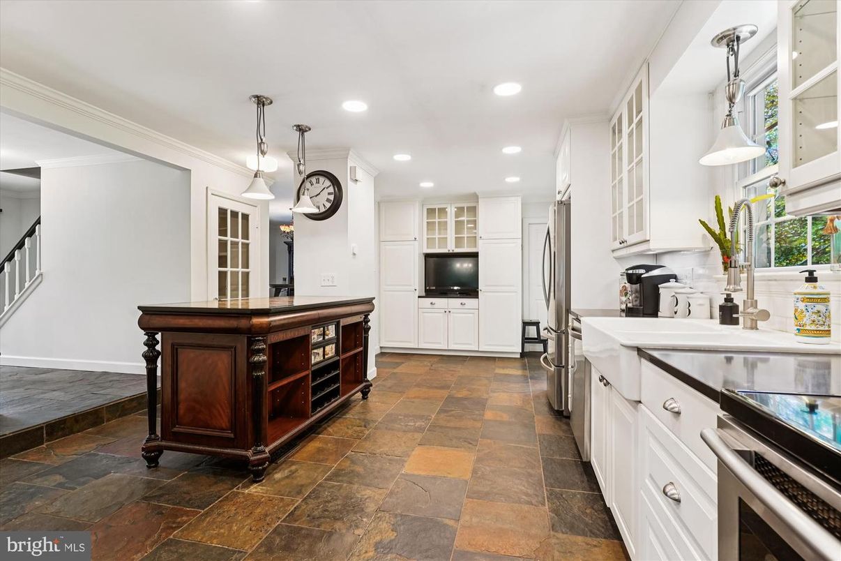 Interior, Kitchen, Pendant Lights, Recessed Lighting
