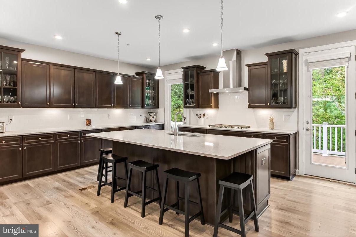 Interior, Kitchen, Pendant Lights, Recessed Lighting, Wood Texture Flooring