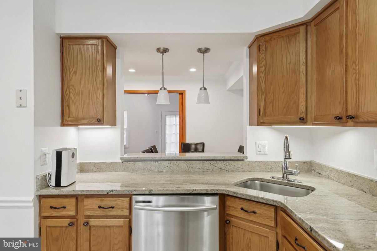 Interior, Kitchen, Pendant Lights, Recessed Lighting