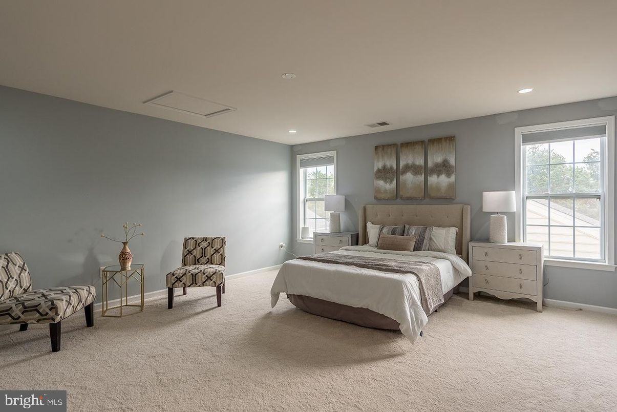 Bedroom, Interior, Recessed Lighting