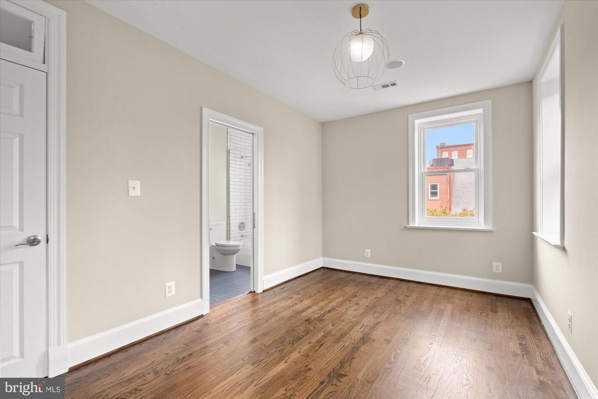Bathroom, Empty room, Interior, Pendant Lights, Wood Texture Flooring