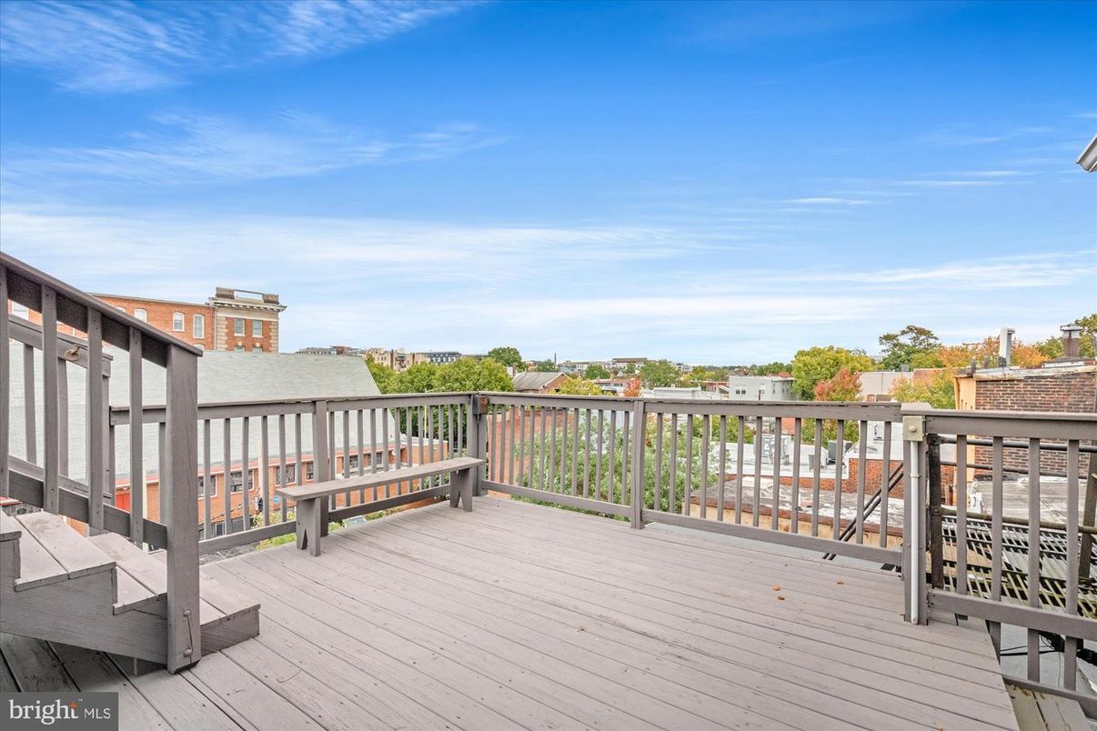 Exterior, Wood Texture Flooring