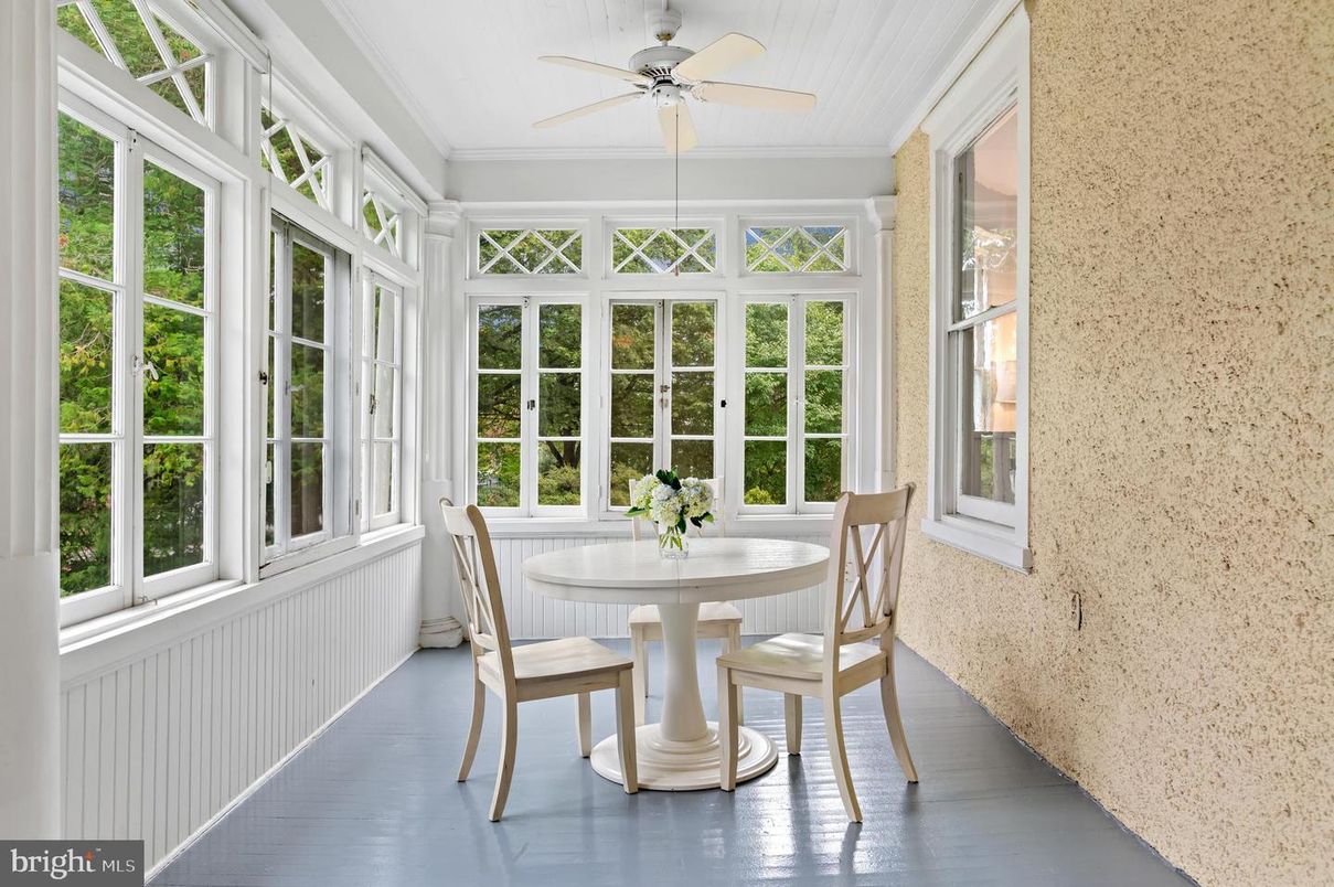 Dining room, Interior, Sun Room