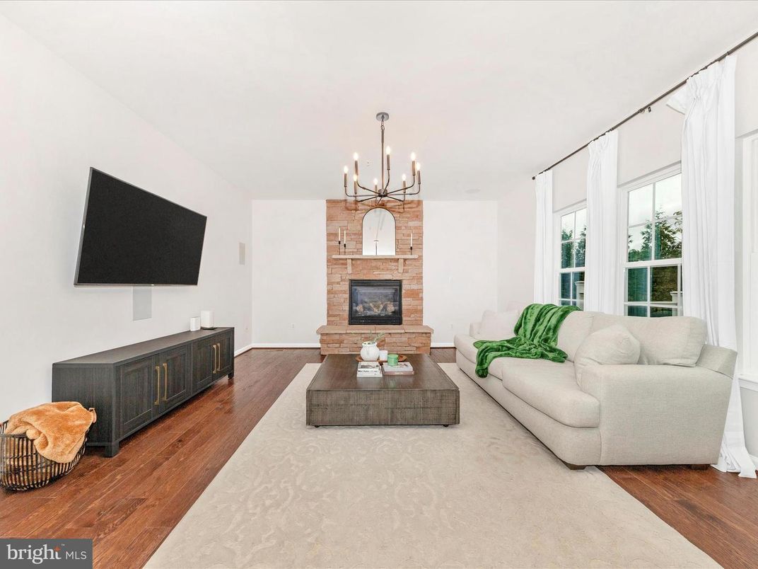 Chandelier, Fireplace, Interior, Living room, Pendant Lights, Wood Texture Flooring
