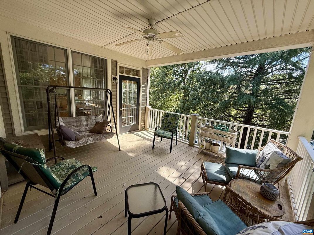 Exterior, Wood Texture Flooring