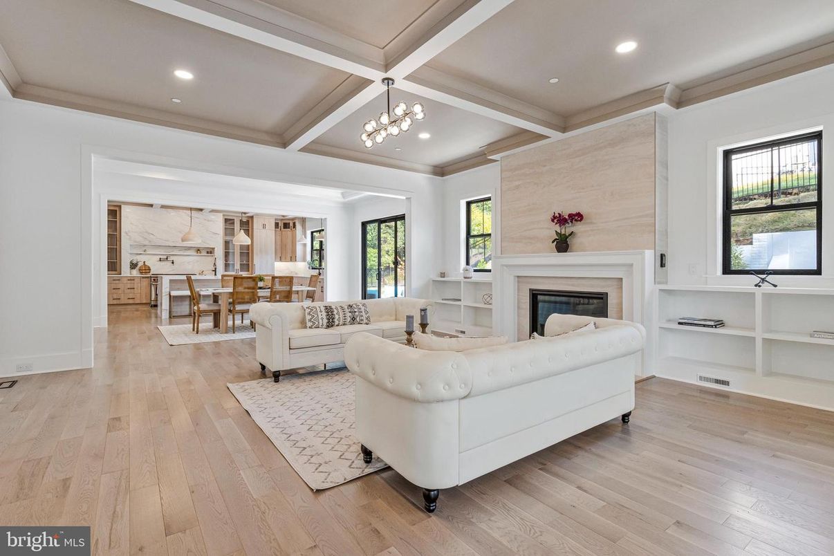 Dining room, Fireplace, Interior, Living room, Pendant Lights, Recessed Lighting, Wood Texture Flooring