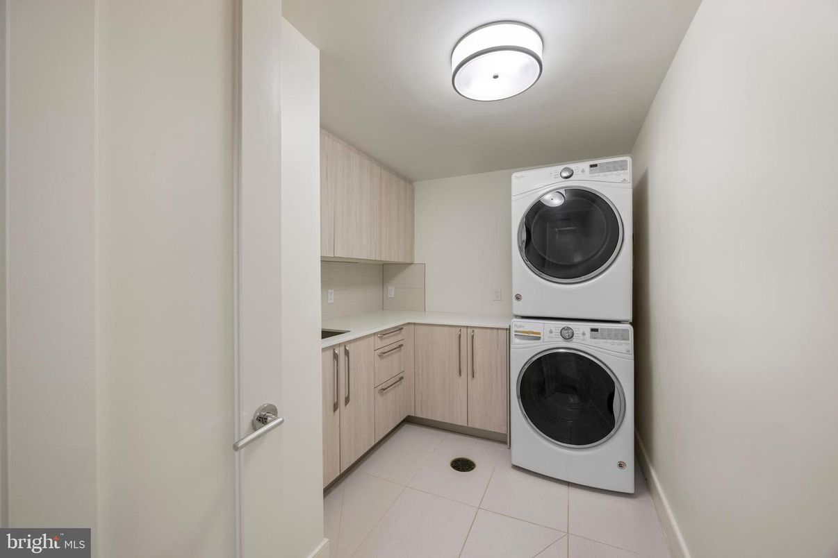 Interior, Utility Closets, Washer