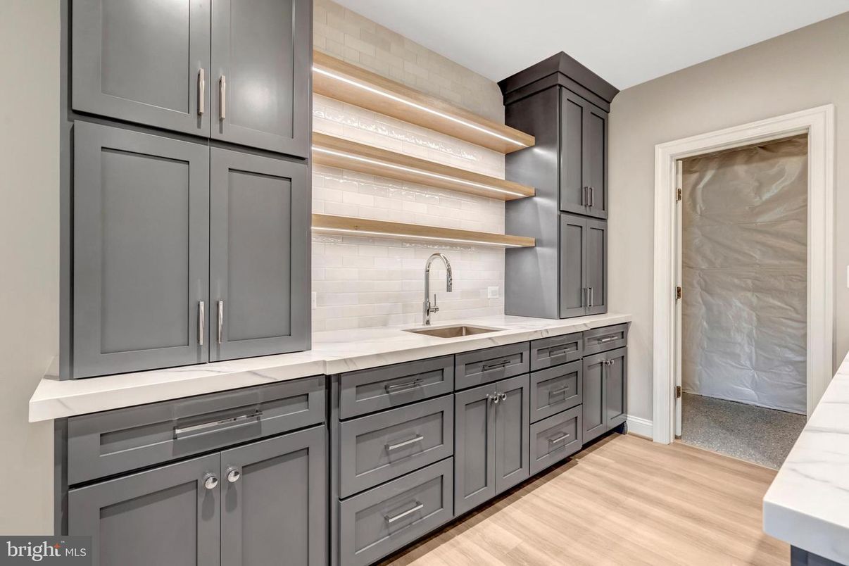 Interior, Kitchen, Recessed Lighting, Wood Texture Flooring