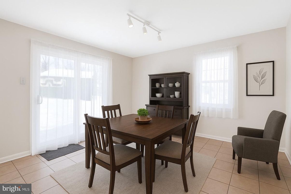 Dining room, Interior