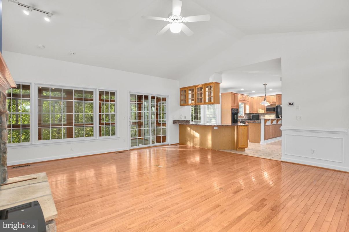 Empty room, Interior, Kitchen, Pendant Lights, Recessed Lighting, Wood Texture Flooring