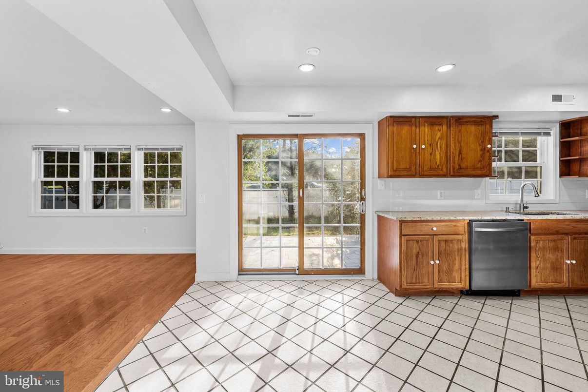 Interior, Kitchen, Recessed Lighting