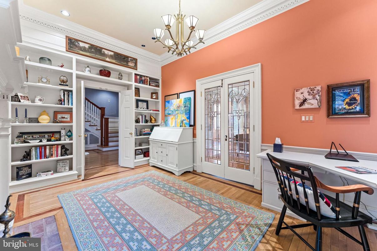 Chandelier, Home Office, Interior, Recessed Lighting, Wood Texture Flooring