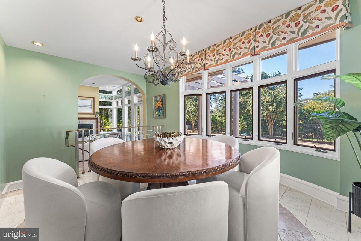 Chandelier, Dining room, Interior, Recessed Lighting