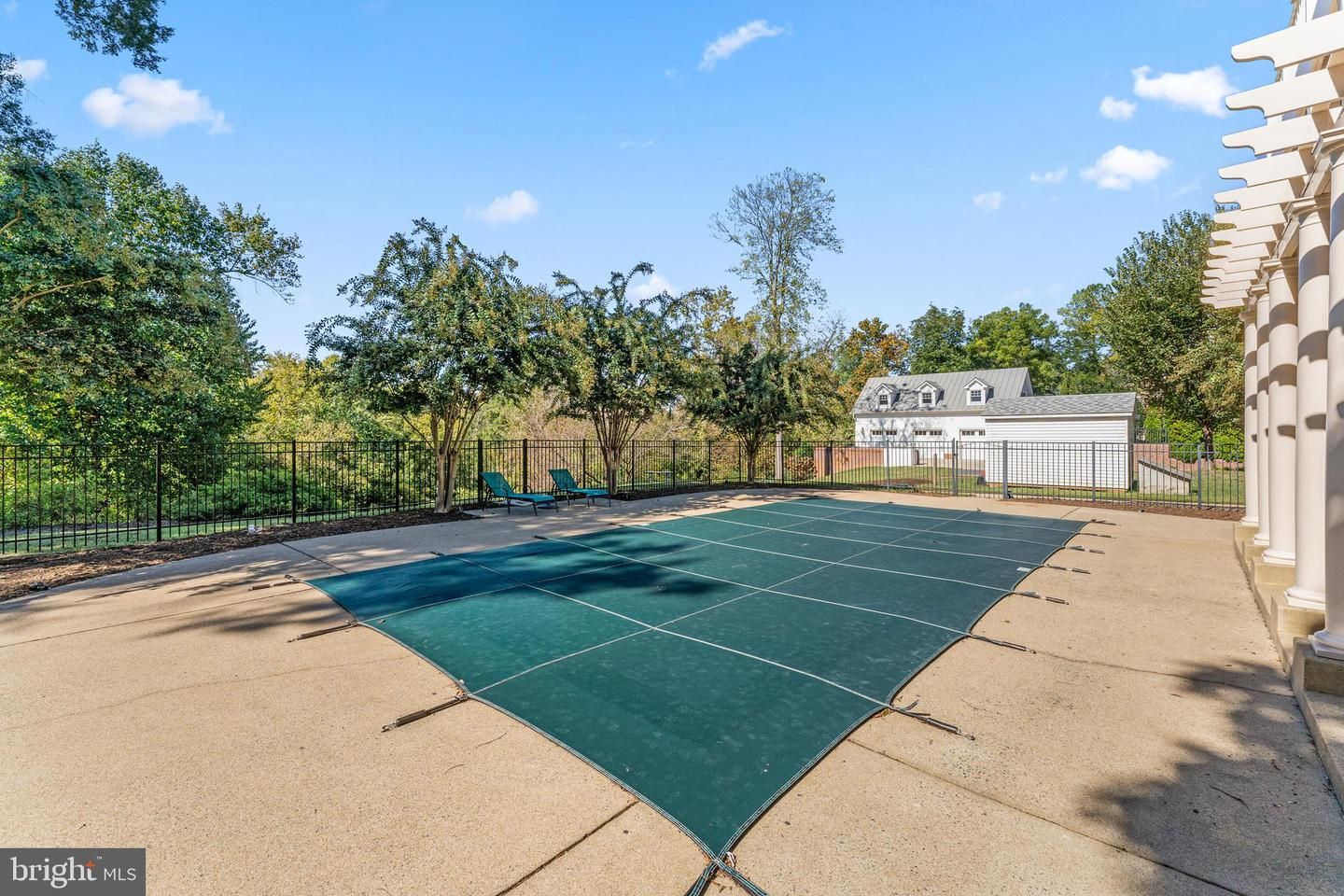 Exterior, Tennis Courts