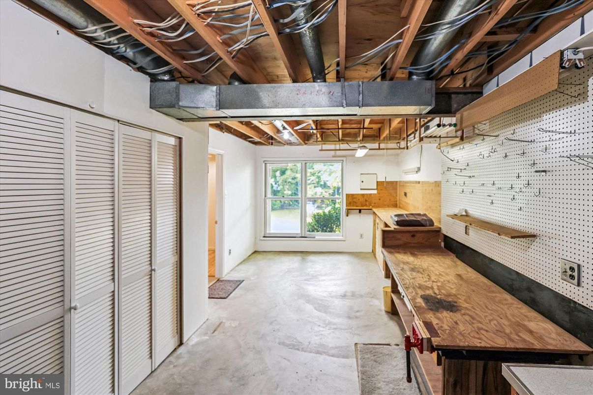 Interior, Wooden Beams