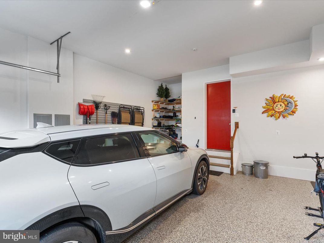 Garage, Interior, Recessed Lighting