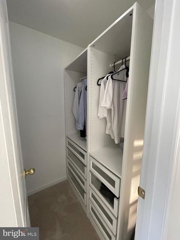 Interior, Walk-in Closets