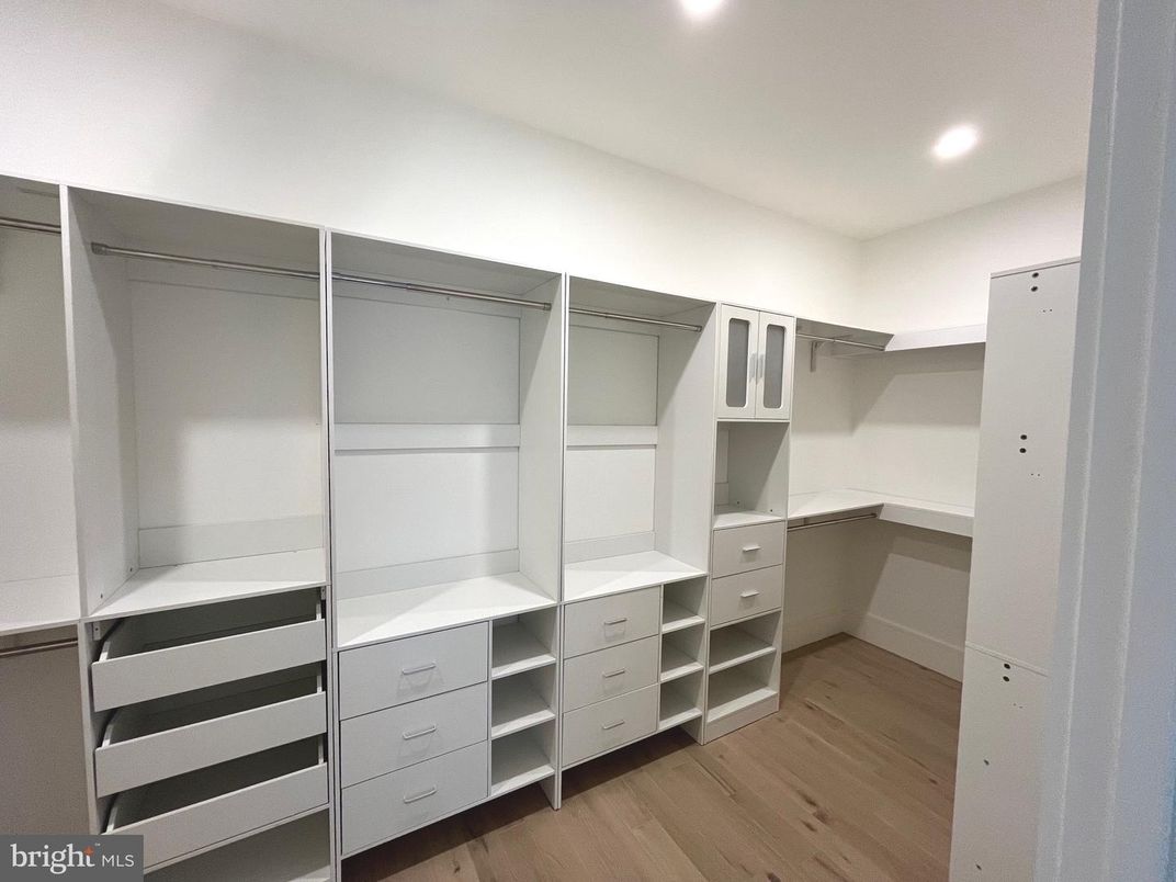 Interior, Recessed Lighting, Walk-in Closets, Wood Texture Flooring