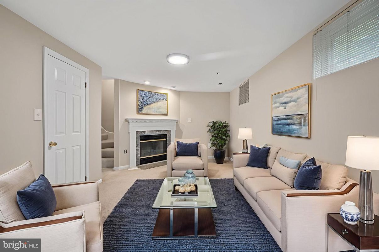 Fireplace, Interior, Living room, Recessed Lighting