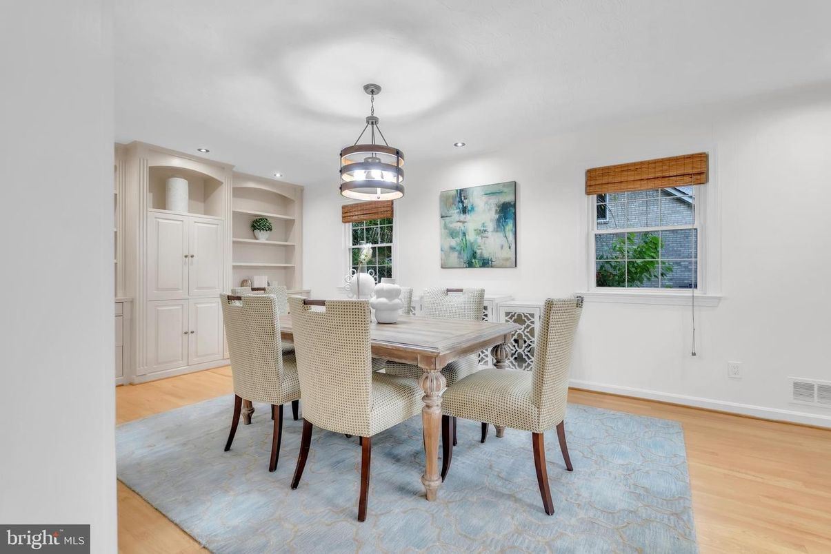 Dining room, Interior, Recessed Lighting, Wood Texture Flooring