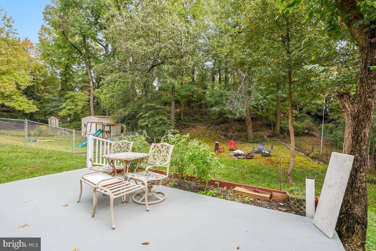 Backyard, Exterior, Playground