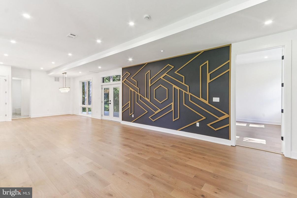 Empty room, Interior, Pendant Lights, Recessed Lighting, Wood Texture Flooring