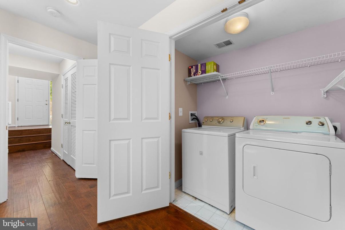 Interior, Recessed Lighting, Utility Closets, Washer, Wood Texture Flooring
