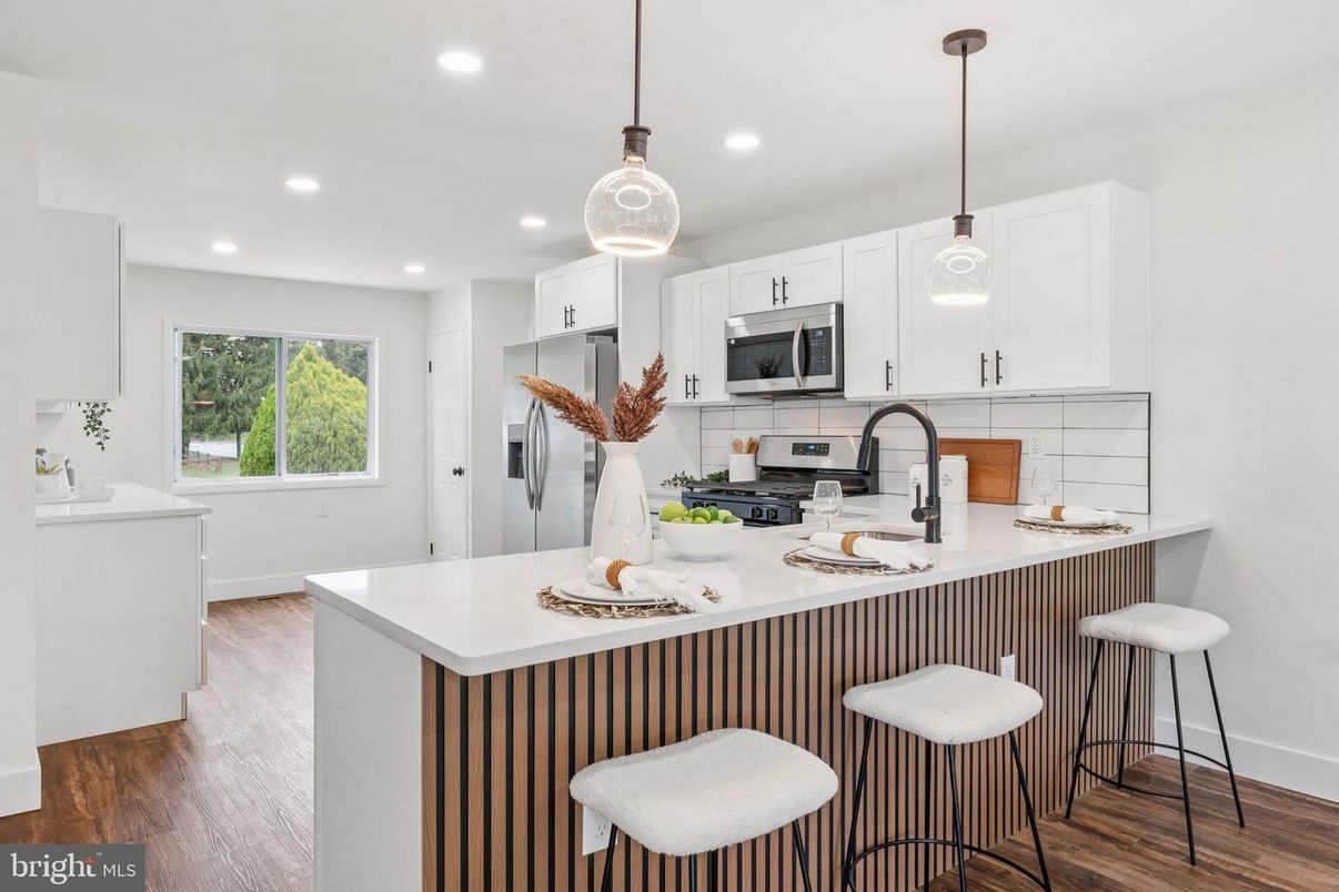 Interior, Kitchen, Pendant Lights, Recessed Lighting, Stainless Steel Appliances, Wood Texture Flooring