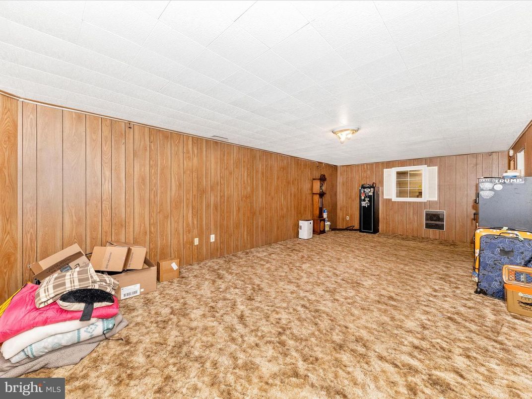 Interior, Wooden Walls