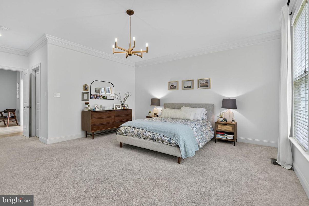 Bedroom, Interior, Pendant Lights
