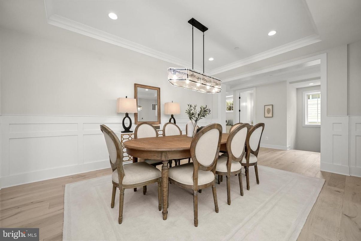 Dining room, Interior, Pendant Lights, Recessed Lighting, Wood Texture Flooring