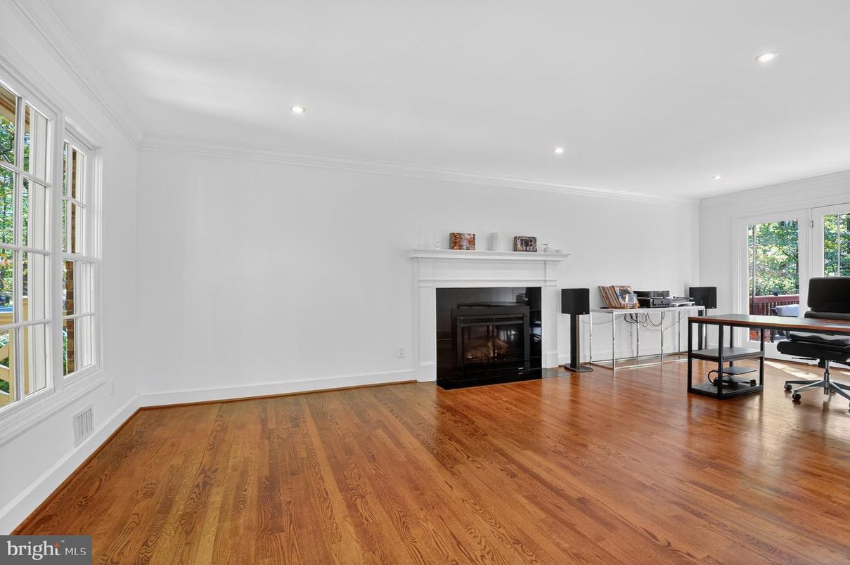 Fireplace, Home Office, Interior, Recessed Lighting, Wood Texture Flooring