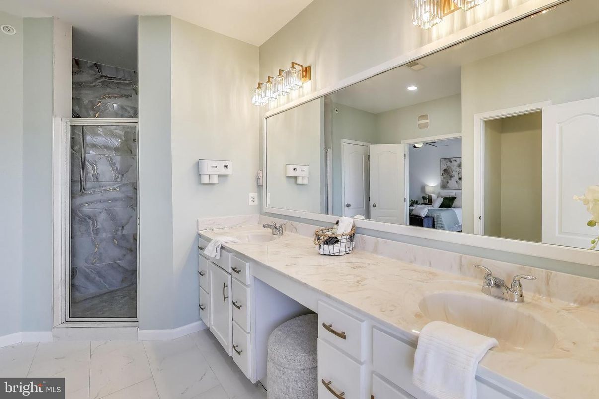 Bathroom, Dual Sink Vanities, Interior, Marble, Recessed Lighting