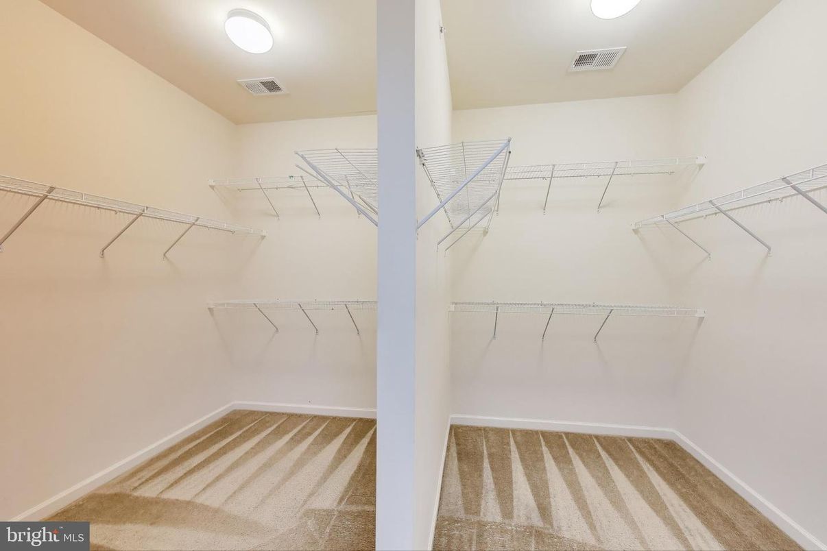 Interior, Walk-in Closets