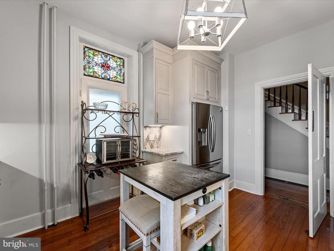 Interior, Kitchen, Pendant Lights, Wood Texture Flooring