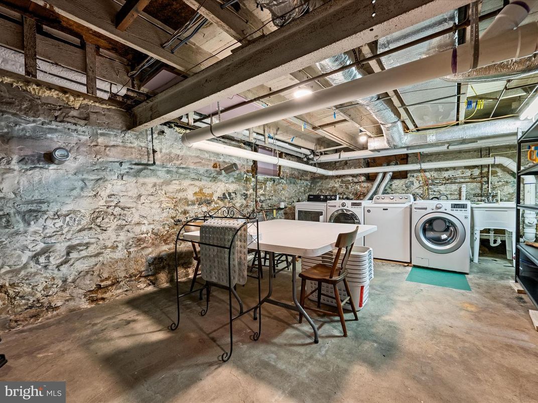 Interior, Stone Walls, Washer